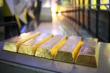 Polskie złoto wróciło z Anglii. Tajna operacja banku centralnego zakończona
